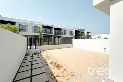 Vacant Now | Brand New | Close to Amenities