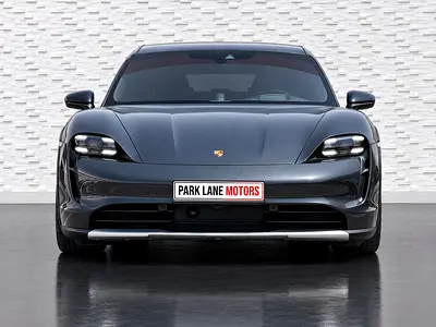 TAYCAN 4S CROSS TURISMO | 563 HP ELECTRIC | PERFORMANCE BATTERY PLUS | GCC | AGENCY WARRANTY-1