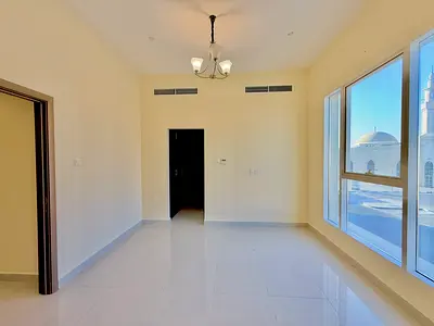 Luxury 5bhk k Villa 6washroom balcony all masters room maid room al Hoshi