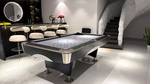 A BEAUTIFUL KNIGHT SHOT SPYDER 9FT COMMERCIAL POOL TABLE WITH BALL RETURN SYSTEM FOR SALE!! - PALM J