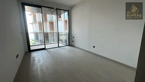 Brand New Studio with 5 star Amenities
