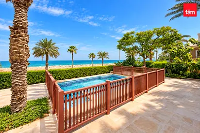 Rare Garden | Full Sea View | Private Cinema