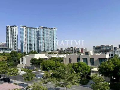 ELEGANT VILLA | PRIVATE ELEVATOR | SPACIOUS LAYOUT