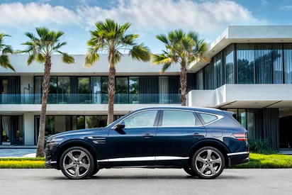 2023 Genesis GV80 photo 2