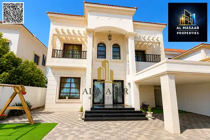 فيلا بالروضه عجمان مساحة5000قدم السعر شامل الكهرباء والمياة والمكيفات تملك حر لجميع الجنسيات