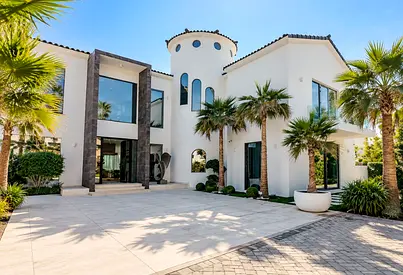 Luxury 6BR Villa | Private Pool | Upgraded