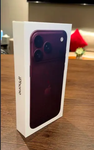 iPhone 18 pro max 256gb Burgundy
