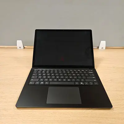 Microsoft Surface Laptop 6 Core Ultra 7 165H | 32GB RAM | 1TB SSD | Touchscreen LPDDR5x ram !