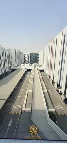 فرصة مميزة | استوديو عصري | إيست فيليج الجادة | 30 ألف فقط