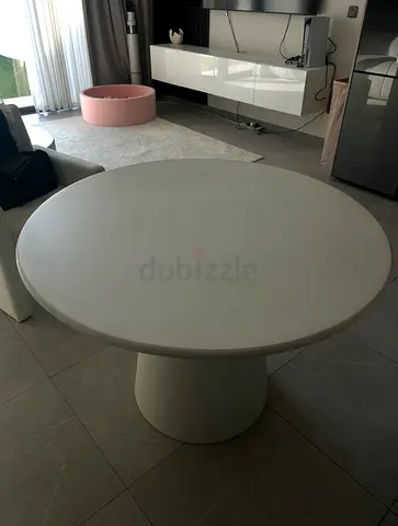 Modern Off-White Round Dining Table