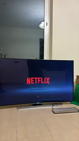 Samsung 55-inch HU9000 Curved 4K UHD Smart TV