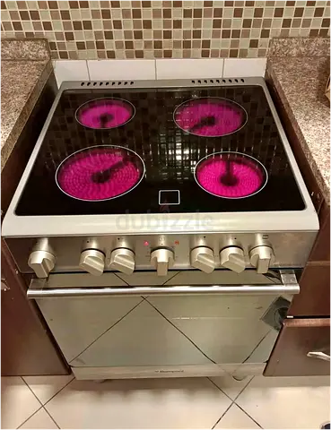 Bompani electric ceramic cooker 60x60cm