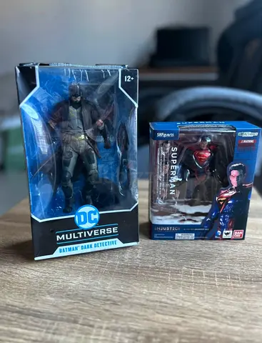 DC Multiverse Batman Dark Detective & S.H. Figuarts Injustice Superman - New in Box