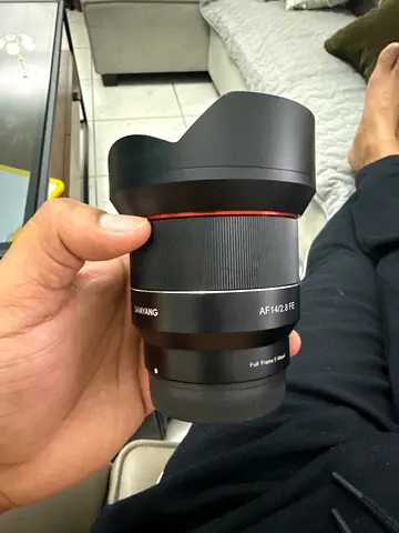 Samyang AF 14mm f/2.8 FE Ultra Wide Lens (Sony E-mount) - Good Condition
