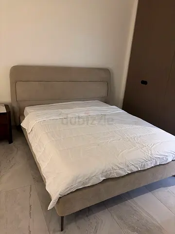 Free - Queen size upholstered bed frame with headboard - light beige