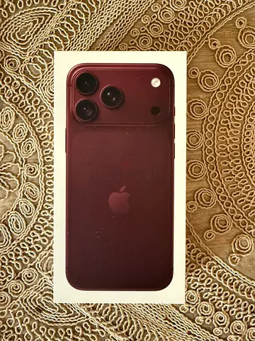 iPhone 18 Pro Max 256GB Burgundy