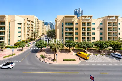 Vacant Soon | Large Layout | Bright Unit