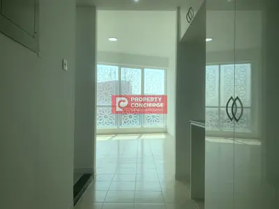 Spacious Upgraded Studio | 1–12 Cheques | Near Metro