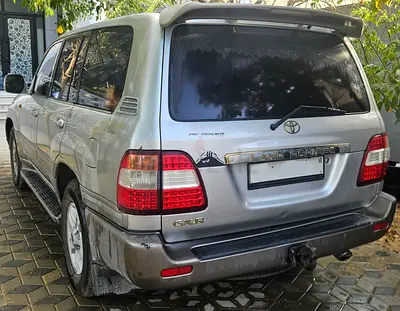 Toyota Land Cruiser GXR 2006 GCC Specs