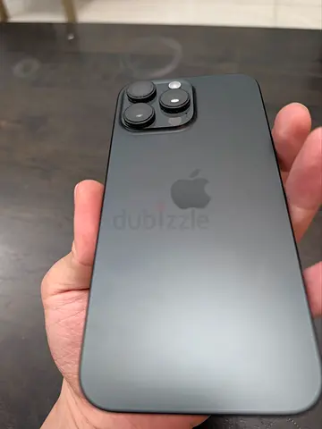 iPhone 16 Pro Max 512GB Black Titanium + Apple Watch Series 7 Bundle