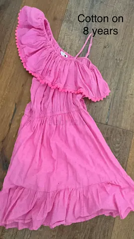 Clothes for a 8 year old girl