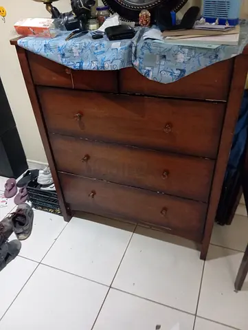 Solid wood brown chest of drawers