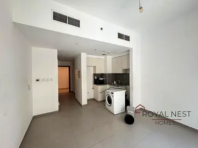 Spacious Studio | Vacant | Community View
