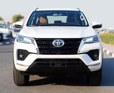 2026 Toyota FORTUNER — фото 2