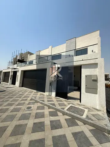 تاون هاوس 5 غرف نوم في مدينة تلال || تملك حر لجميع الجنسيات || موقع متميز