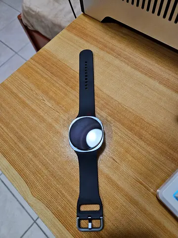 Samsung Galaxy Watch 8 (44mm, LTE/eSIM, Graphite) - Like New