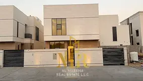 *An exceptional ownership opportunity: A luxurious modern villa with 5 master bedrooms in Al Helio 2
