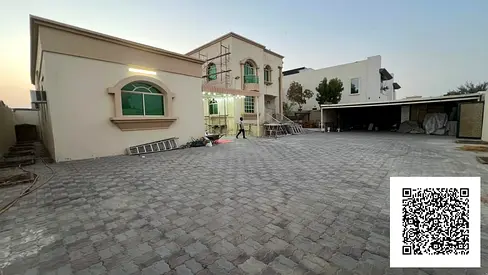 LUXURY VILLA WITH MULHAQ 7 BED HALL 2 MAJLIS HUGE COVERED PARKING