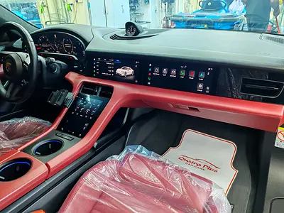 صورة مصغرة 12 لـ 2022 Porsche TAYCAN