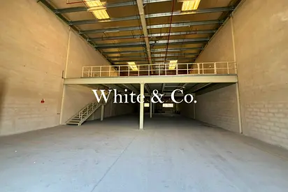 20KW, G+M, BUILTIN TOILET, CLOSE TO METRO