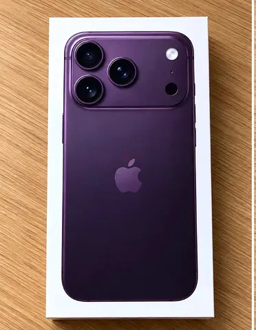 iPhone 18Pro 512GB Burgandy colour