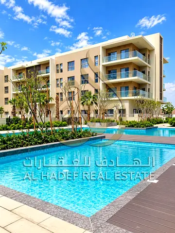 استوديو أرضي بحديقة وبلكونة | 552 قدم مربع | جيم ومسبح | موقف سيارات | شامل رسوم التصديق