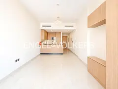 Vacant | Unfurnished | Flexible Cheques