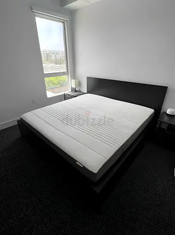 Ikea malm Queen size bed with matress 160x200