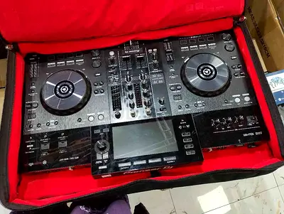 XDJ RR DJ Controller / Digital Mixer with Case - Good Working Condition
