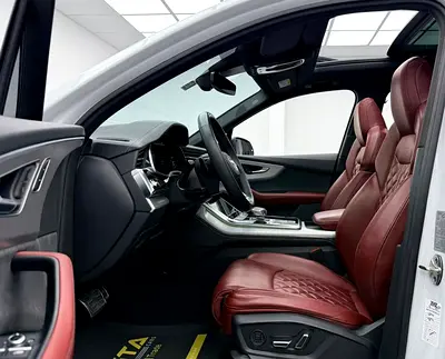 2024 AUDI SQ7 照片 8