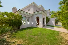 Available Now | Landscaped | White Kitchen