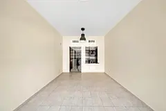 4 CHEQUES - STUDIO - NEXT TO METRO