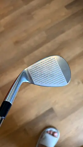 Used Golf 54 & 58 deg wedges - Good Condition, light graphite shafts