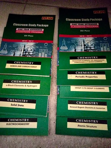 Set of FITJEE Chemistry Classroom Study Package books (XII Pass)