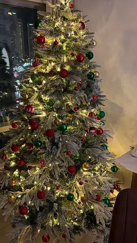 6.9ft Artificial Christmas Tree with Snow Affect