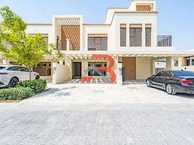 4BR Townhouse | Costa Brava | Multiple Balconies | Garden & Courtyard Views