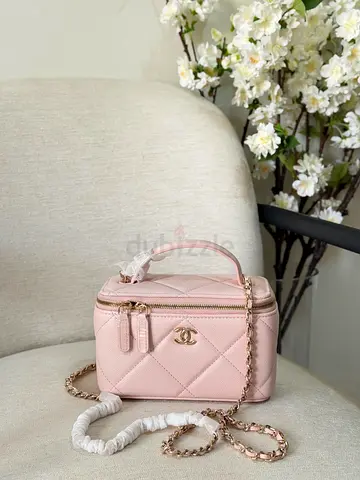 Light Pink Quilted Vanity Crossbody Bag with Chain Strap
