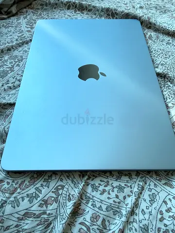 Apple MacBook Air 13-inch sky blue (new Condition)