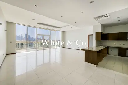 High Floor | Beach Access | Partial Sea