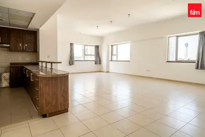 Business Bay | Vacant | No Balcony | Spacious